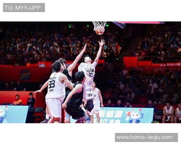 2017年北京与四川篮球对决回顾精彩瞬间与赛场激情再现 2017年北京与四川篮球对决回顾精彩瞬间与赛场激情再现