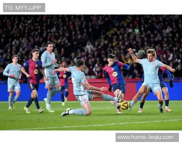 巴塞罗那与皇马马德里激战再起谁能在经典对决中笑到最后